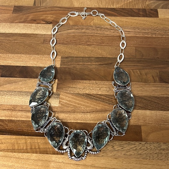 Vintage statement sterling necklace with glass - Picture 4 of 11